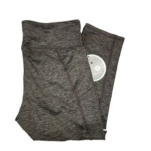 Women's Xersion Essentials Performance Capri